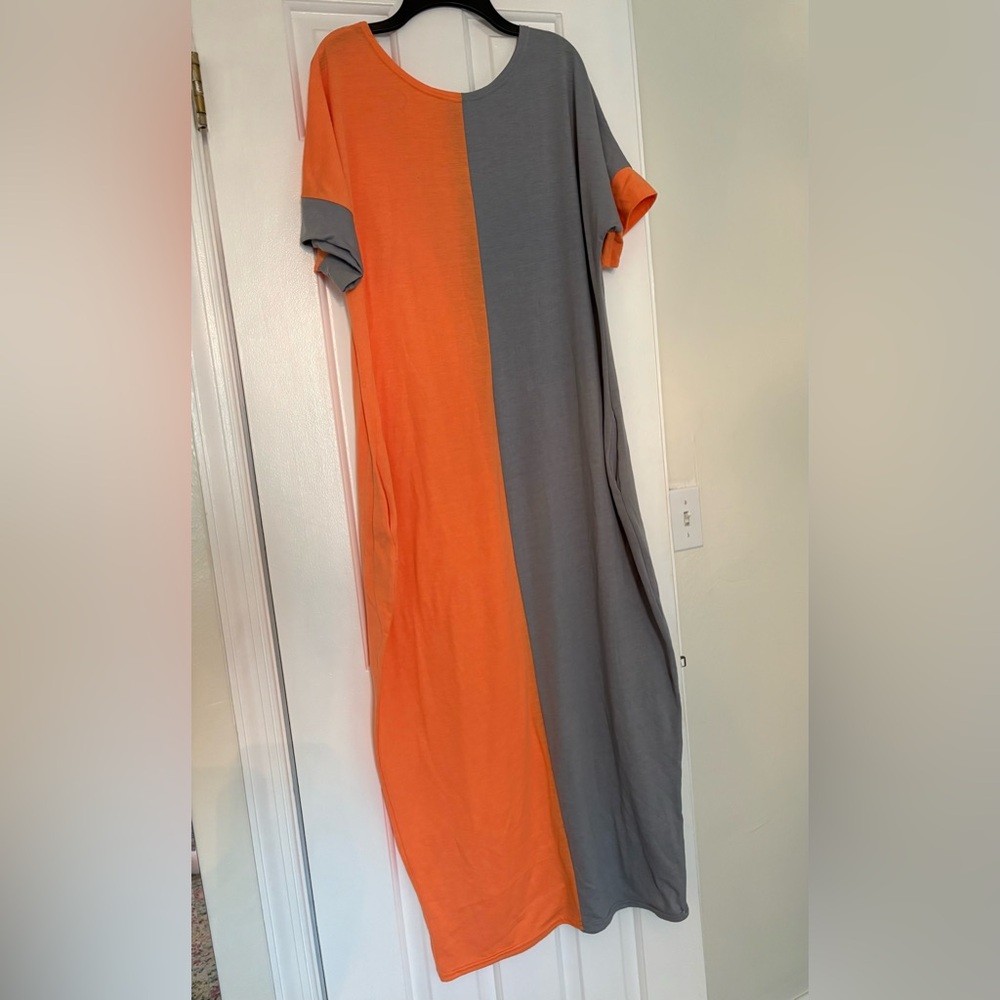 Colorblock Stretch Knit Midi Dress